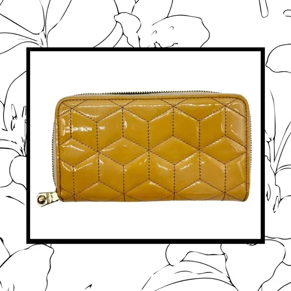 Miu Miu Quilted Patent Leather Zip-Around Wallet in Tan/Yellow - Picture 2 of 4